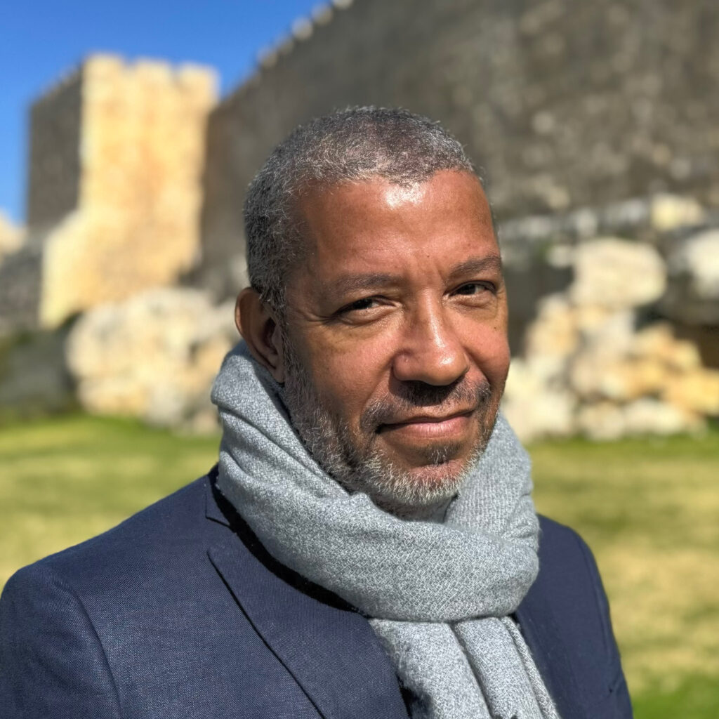 Miguel-Nicolaevsky-nas-Muralhas-de-Jerusalem-07-1024x1024 Principal